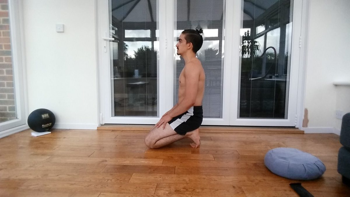 Sit on the Floor Comfortably: 8 Ways to Do it – Nick-E.com